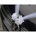 Svatební dekorace na auto - květinky